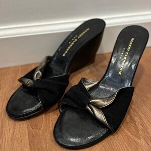 Robert Clergerie twist suede open wedge sandal, black, sz 6